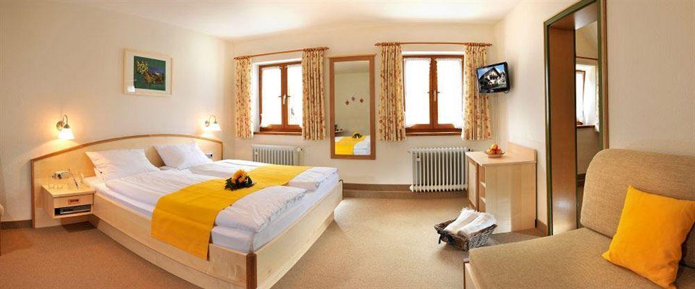 Gaestehaus Enzianhof Hotel Garni Oberammergau Eksteriør billede
