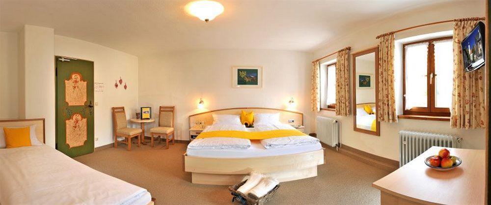 Gaestehaus Enzianhof Hotel Garni Oberammergau Eksteriør billede
