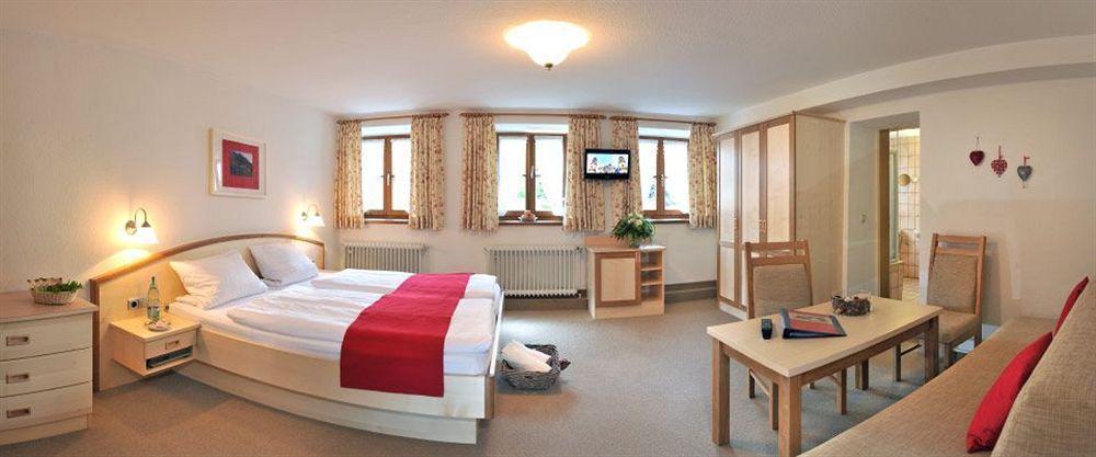Gaestehaus Enzianhof Hotel Garni Oberammergau Eksteriør billede