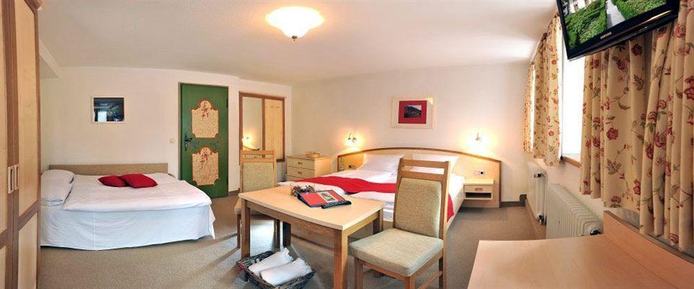 Gaestehaus Enzianhof Hotel Garni Oberammergau Eksteriør billede